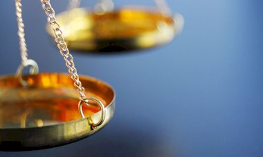 Peygamber, Helal ya da Haram Kılabilir mi?