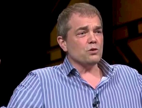 Sünnet Düşmanı Caner Taslaman, Bu Kez İmam Ebu Yusuf'a İftira Etti!